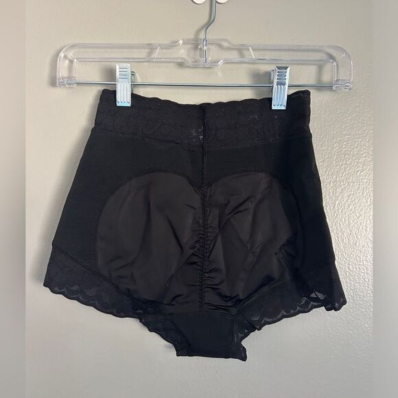 SHAPEWEAR Seamless Shorts Black‎ Size Small - Picture 2 of 3
